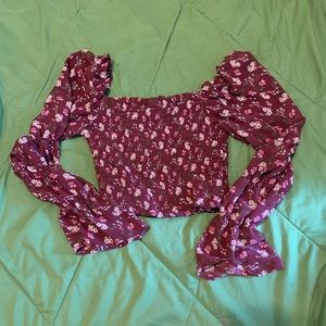 Wild fable floral sheer sleeved top • cropped fit • Size M • worn once